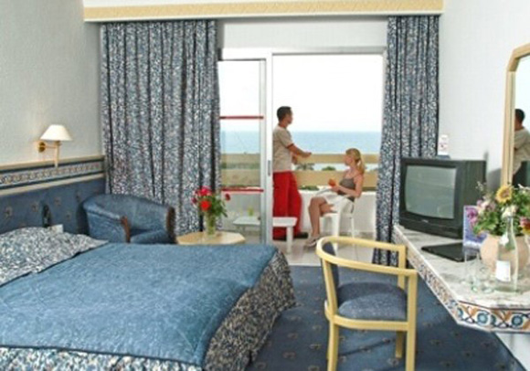 Royal Beach Hotel 3*